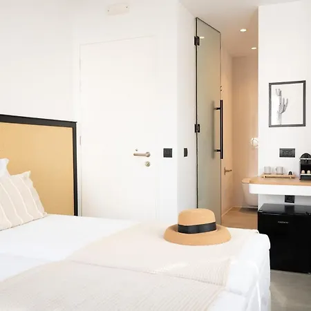 Hotel Eleana Tínos