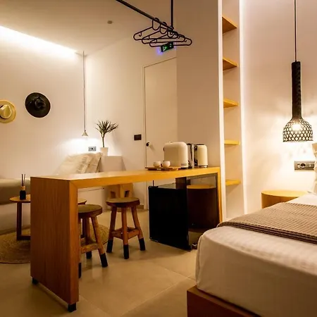 Eleana Hotel *