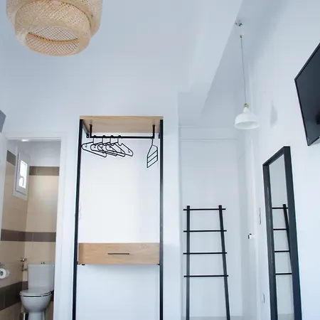 Eleana Hotel *