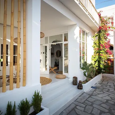 Eleana Hotel